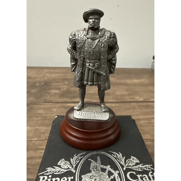 Piper Craft Henry VIII Pewter Figurine | Scotland | 4” Tall | Lead Free - Picture 2 of 6